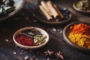 Ayurvedische Kochkunst & Ernährungsberatung - Gewürze